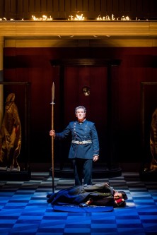 ACT 3: Wotan: Thomas Hall, Brünnhilde: Jane Dutton (Credit: Robert Workman)