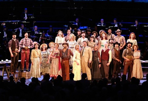 The cast of Proms 34 & 35: John Wilson conducts Oklahoma! at the 2017 BBC Proms Photo by Mark Allan