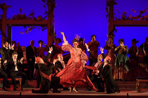 Die Fledermaus, Welsh National Opera; photo credit - Bill Cooper.
