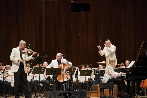 Blossom Music Center The Cleveland Orchestra Jahja Ling, conductor Joela Jones, piano Stephen Rose, violin Mark Kosower, cello BEETHOVEN - Triple ConcertoMUSSORGSKY - Pictures at an Exhibition Photo by Roger Mastroianni