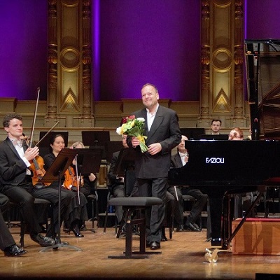 Louis Lortie and the VSO © Matthew Baird