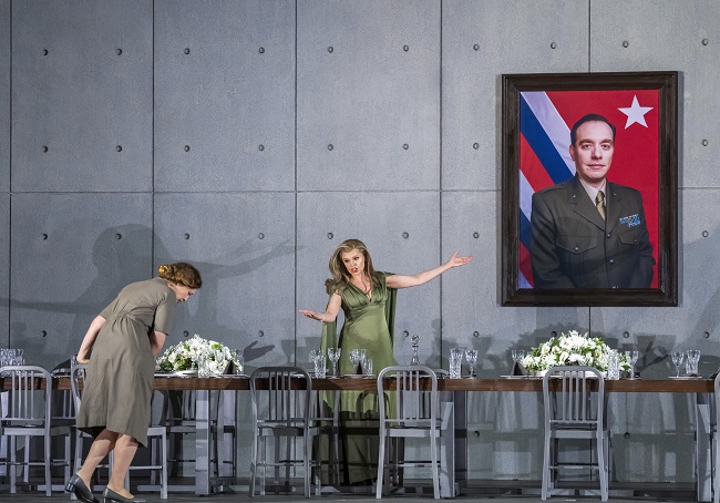 lots-to-celebrate-musically-but-carsen-s-aida-production-at-covent